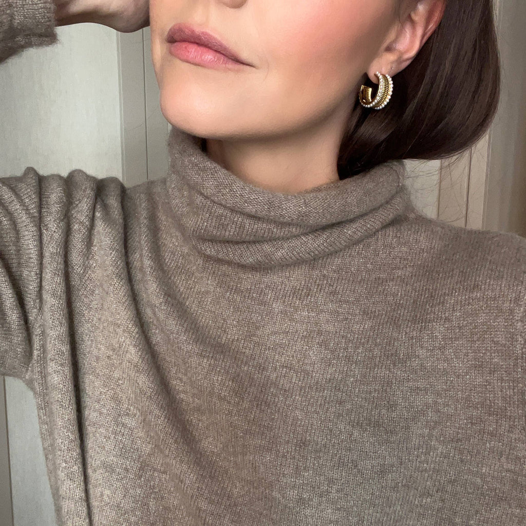 Talis Chains - Manhattan Flat Hoop Earrings - Pearl Talis Chains