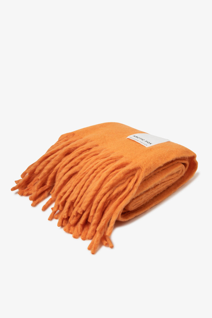 ARCTIC FOX & CO. - The Reykjavik Throw - 100% Recycled - Apricot - AW23 ARCTIC FOX & CO.