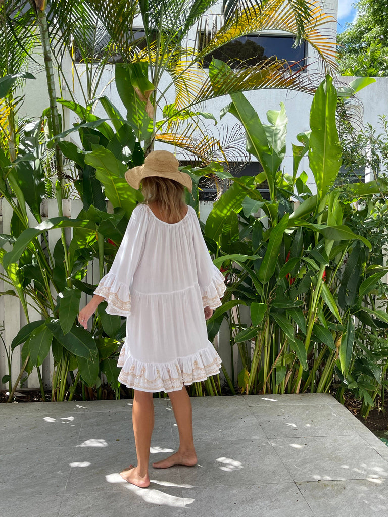 Ollie Burwell - Kaftan Beach Cover Up Glitter and Sparkle Dress - White & Gold