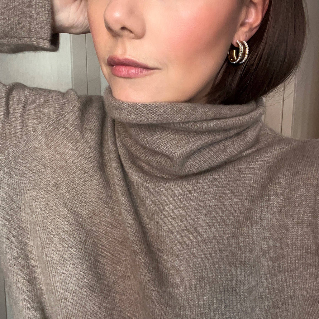 Talis Chains - Manhattan Flat Hoop Earrings - Pearl Talis Chains