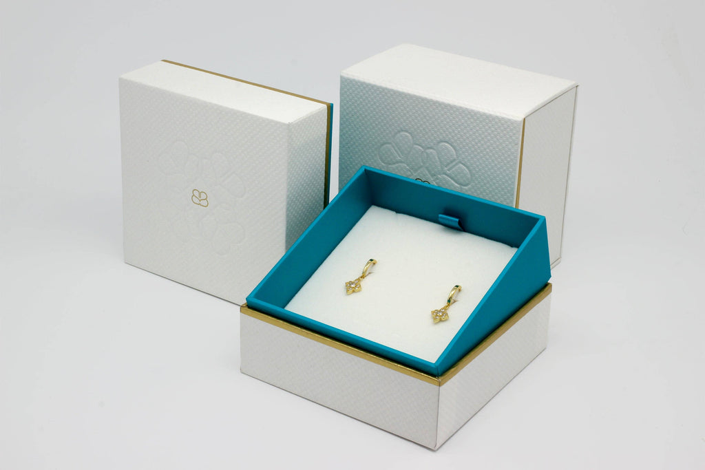 Boho Betty - White Bracelet box with Cushion