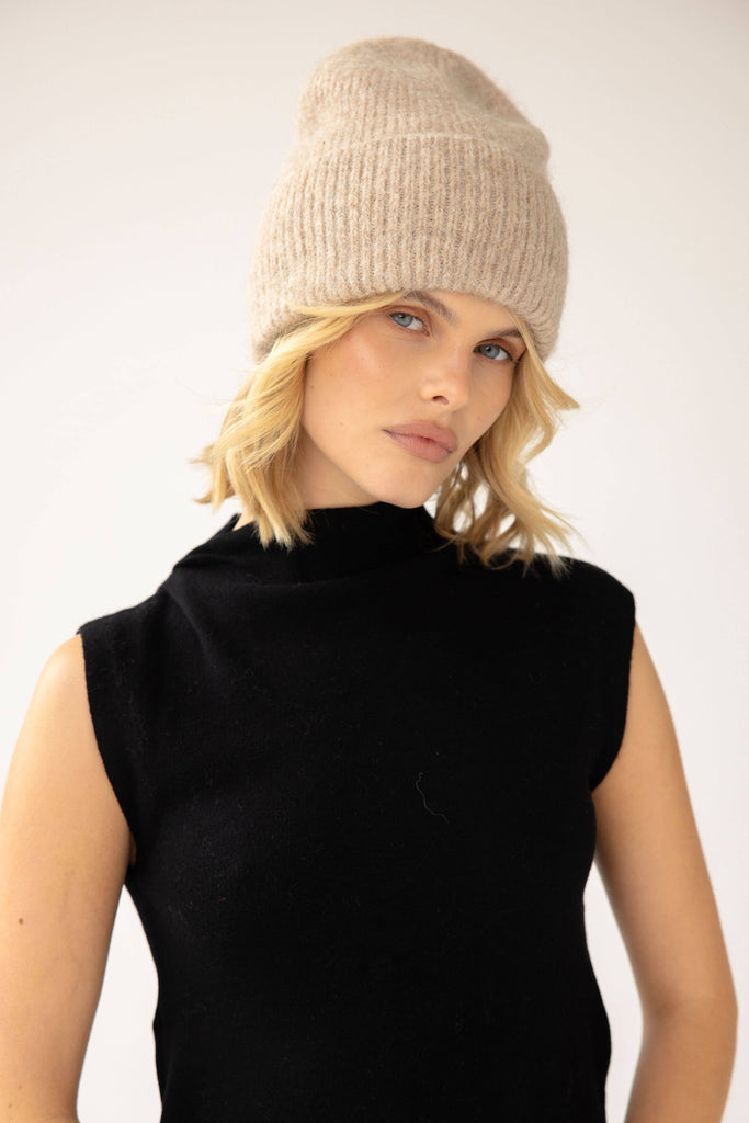 ARCTIC FOX & CO. - The Alpaca Beanie - Iced Taupe - AW25