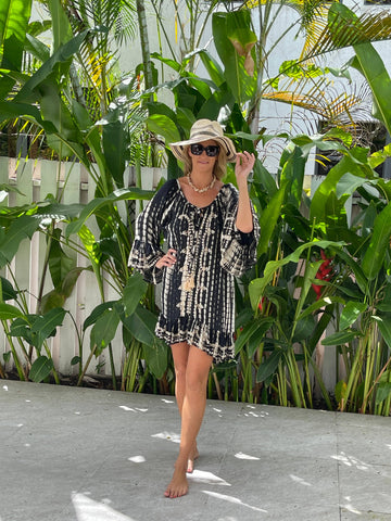 Ollie Burwell - Kaftan beach cover up black and gold  - Tye dye one size: Medium / Large